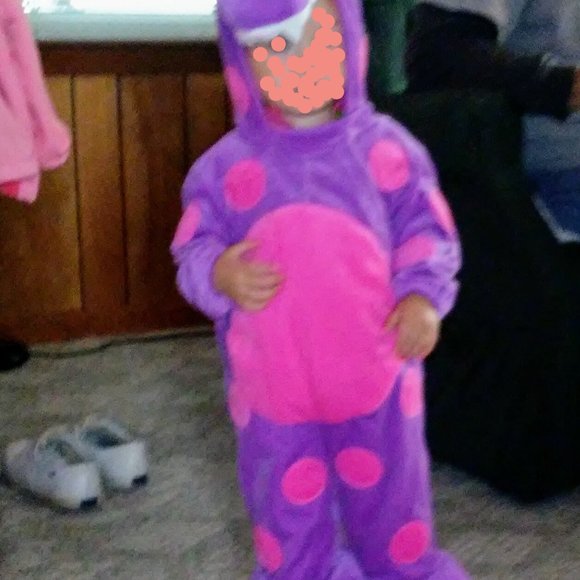 Halloween Costume - Picture 6 of 10